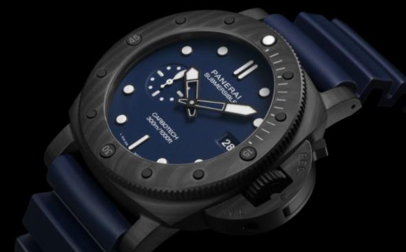 沛纳海Submersible全新的潜行系列面貌：QuarantaQuattro腕表（图）