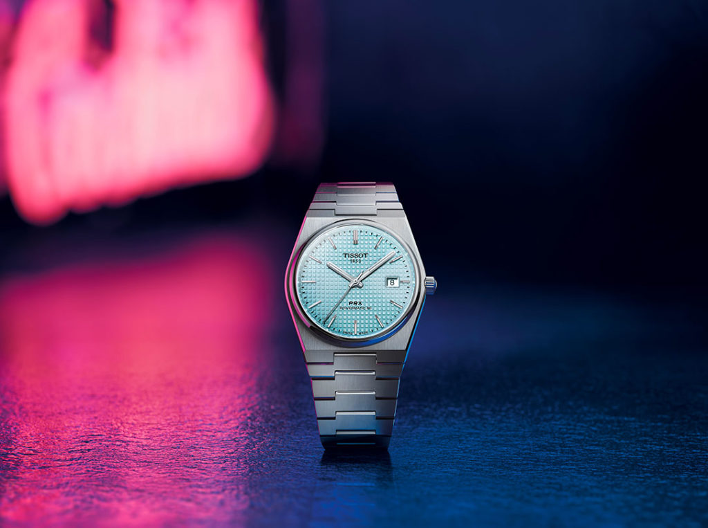 天梭推出全新PRX Powermatic 80冰蓝色腕表-腕表百科